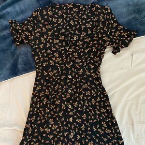 Cute flowery button up dress